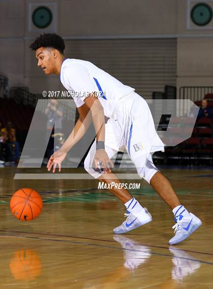Thumbnail 3 in Mater Dei vs. Bishop Gorman (Tarkanian Classic) photogallery.