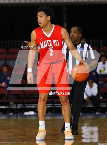 Thumbnail 2 in Mater Dei vs. Bishop Gorman (Tarkanian Classic) photogallery.