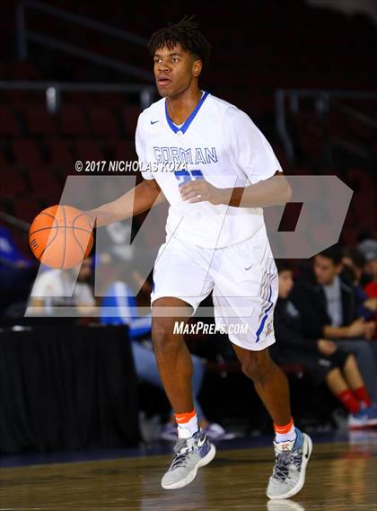 Thumbnail 2 in Mater Dei vs. Bishop Gorman (Tarkanian Classic) photogallery.