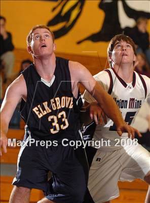Thumbnail 3 in Elk Grove vs. Union Mine (Trojan Toss-Up) photogallery.