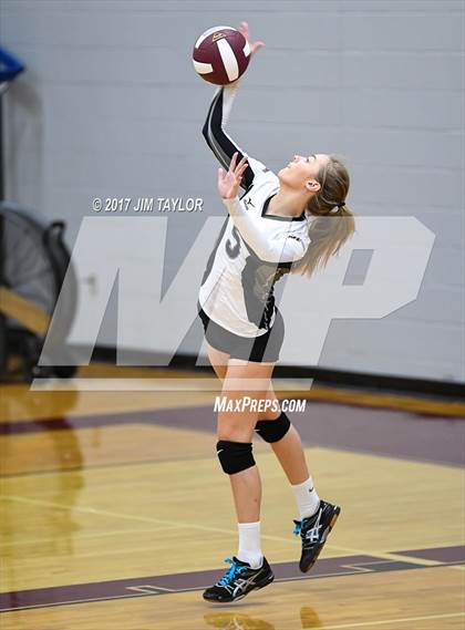 Thumbnail 3 in Graford vs Trenton (Poolville Tournament) photogallery.