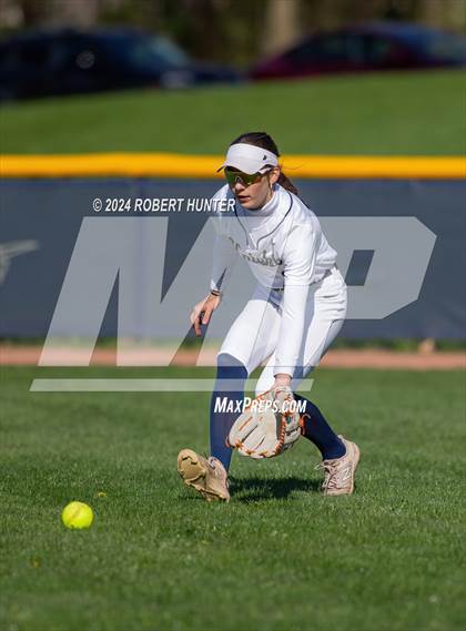Thumbnail 3 in Pittsford vs Brockport photogallery.