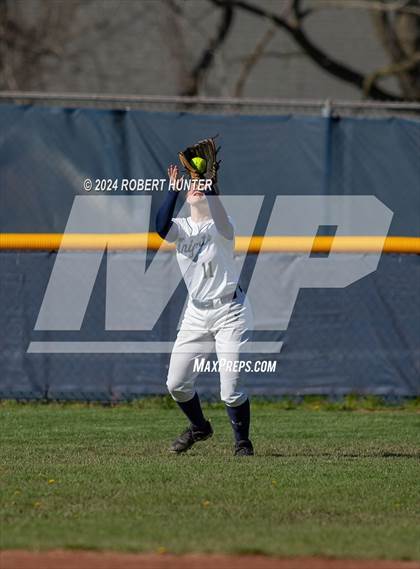 Thumbnail 2 in Pittsford vs Brockport photogallery.