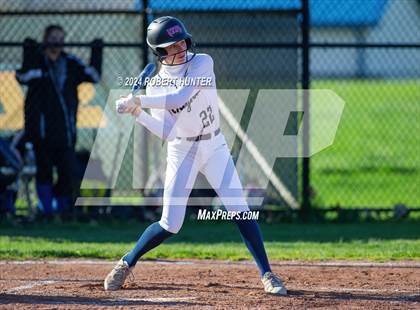 Thumbnail 2 in Pittsford vs Brockport photogallery.