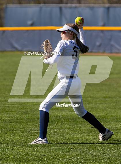 Thumbnail 1 in Pittsford vs Brockport photogallery.