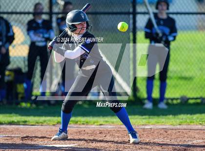 Thumbnail 3 in Pittsford vs Brockport photogallery.