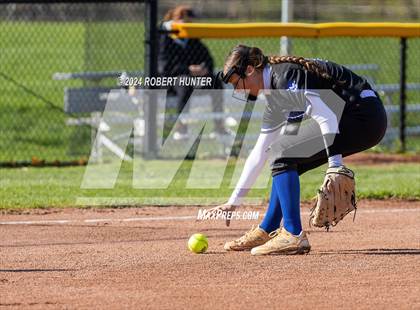 Thumbnail 1 in Pittsford vs Brockport photogallery.