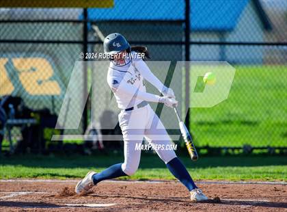 Thumbnail 3 in Pittsford vs Brockport photogallery.