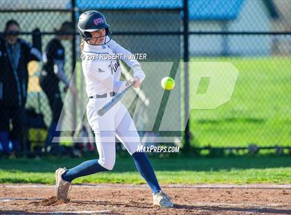 Thumbnail 1 in Pittsford vs Brockport photogallery.