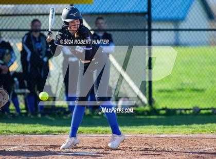 Thumbnail 1 in Pittsford vs Brockport photogallery.
