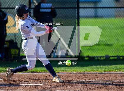 Thumbnail 1 in Pittsford vs Brockport photogallery.