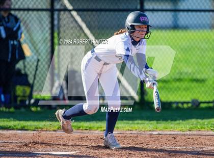 Thumbnail 2 in Pittsford vs Brockport photogallery.