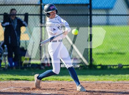 Thumbnail 3 in Pittsford vs Brockport photogallery.