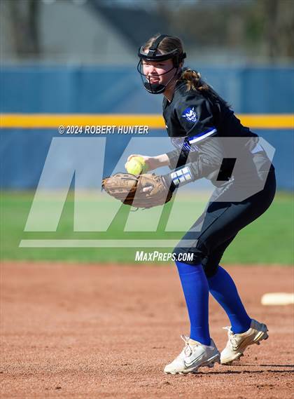 Thumbnail 2 in Pittsford vs Brockport photogallery.