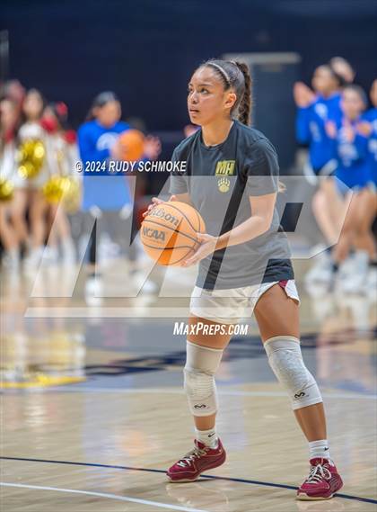 Thumbnail 2 in Mission Hills vs. La Jolla Country Day (CIF SDS Open Division Championship) photogallery.