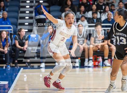 Thumbnail 1 in Mission Hills vs. La Jolla Country Day (CIF SDS Open Division Championship) photogallery.