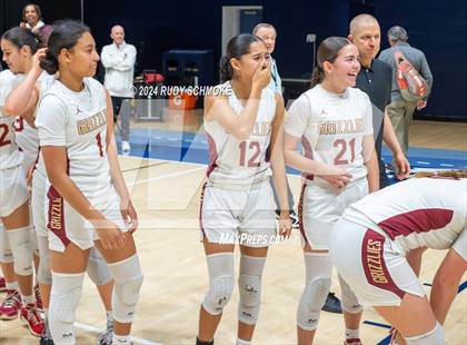 Thumbnail 2 in Mission Hills vs. La Jolla Country Day (CIF SDS Open Division Championship) photogallery.