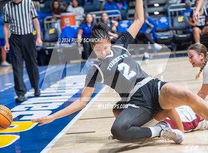 Thumbnail 3 in Mission Hills vs. La Jolla Country Day (CIF SDS Open Division Championship) photogallery.