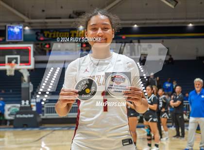 Thumbnail 2 in Mission Hills vs. La Jolla Country Day (CIF SDS Open Division Championship) photogallery.