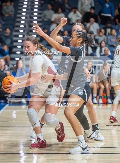Thumbnail 1 in Mission Hills vs. La Jolla Country Day (CIF SDS Open Division Championship) photogallery.