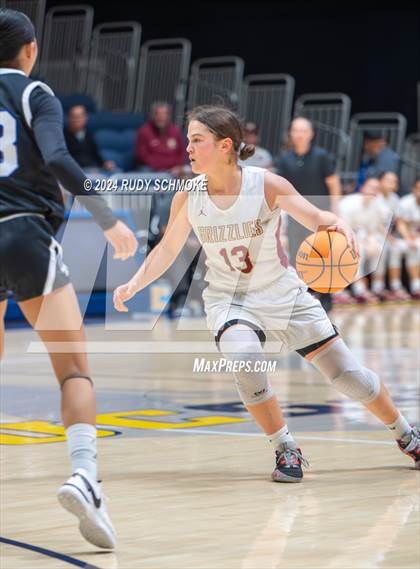 Thumbnail 3 in Mission Hills vs. La Jolla Country Day (CIF SDS Open Division Championship) photogallery.