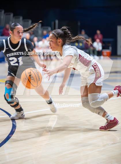 Thumbnail 2 in Mission Hills vs. La Jolla Country Day (CIF SDS Open Division Championship) photogallery.