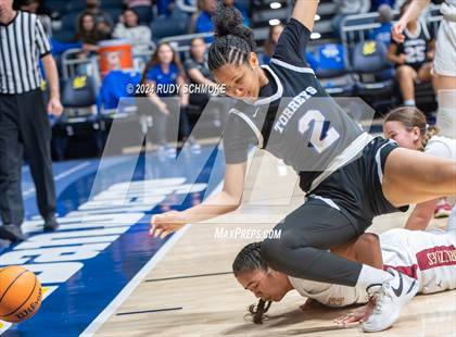 Thumbnail 2 in Mission Hills vs. La Jolla Country Day (CIF SDS Open Division Championship) photogallery.