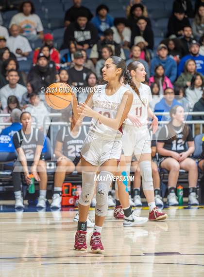 Thumbnail 3 in Mission Hills vs. La Jolla Country Day (CIF SDS Open Division Championship) photogallery.