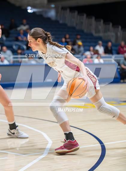 Thumbnail 3 in Mission Hills vs. La Jolla Country Day (CIF SDS Open Division Championship) photogallery.
