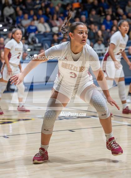 Thumbnail 1 in Mission Hills vs. La Jolla Country Day (CIF SDS Open Division Championship) photogallery.