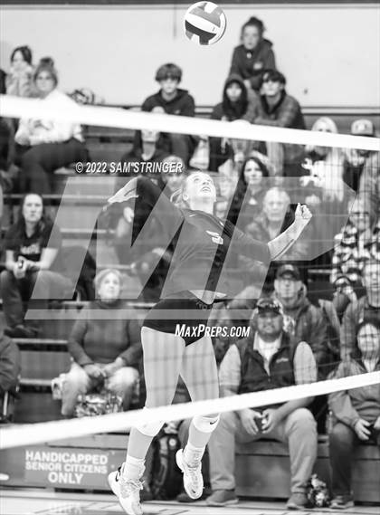 Thumbnail 2 in Central Catholic vs. Sonora (CIF SJS D4 Semifinal) photogallery.