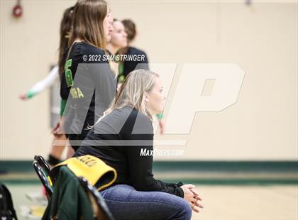 Thumbnail 3 in Central Catholic vs. Sonora (CIF SJS D4 Semifinal) photogallery.