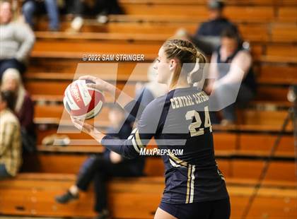 Thumbnail 2 in Central Catholic vs. Sonora (CIF SJS D4 Semifinal) photogallery.
