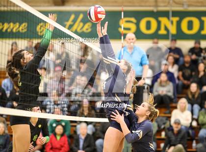 Thumbnail 3 in Central Catholic vs. Sonora (CIF SJS D4 Semifinal) photogallery.