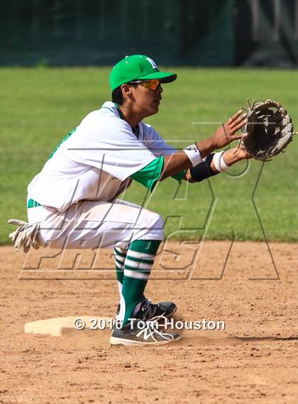 Thumbnail 2 in Monrovia vs La Canada photogallery.