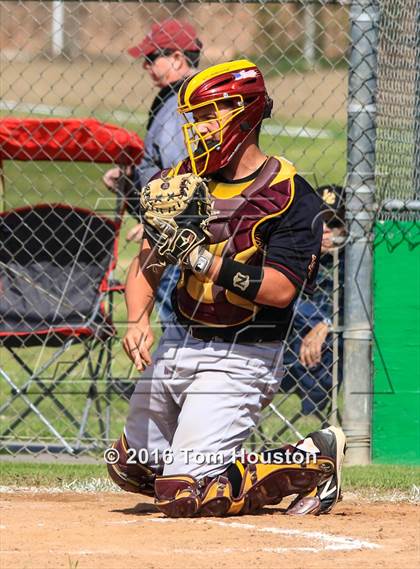 Thumbnail 2 in Monrovia vs La Canada photogallery.