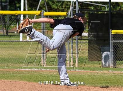Thumbnail 3 in Monrovia vs La Canada photogallery.