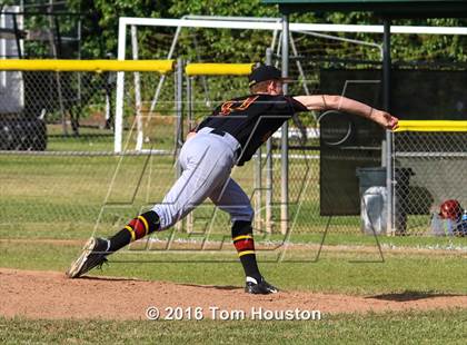 Thumbnail 1 in Monrovia vs La Canada photogallery.