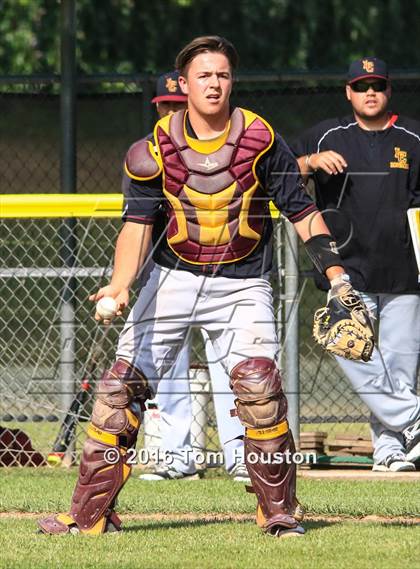 Thumbnail 1 in Monrovia vs La Canada photogallery.