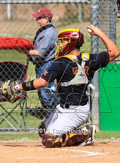 Thumbnail 2 in Monrovia vs La Canada photogallery.