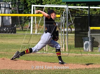 Thumbnail 3 in Monrovia vs La Canada photogallery.