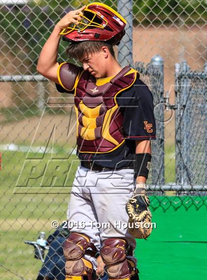 Thumbnail 1 in Monrovia vs La Canada photogallery.