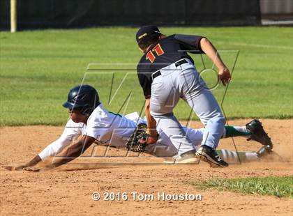 Thumbnail 3 in Monrovia vs La Canada photogallery.
