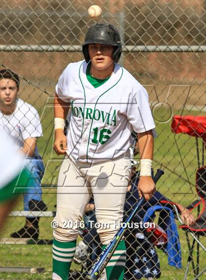 Thumbnail 1 in Monrovia vs La Canada photogallery.