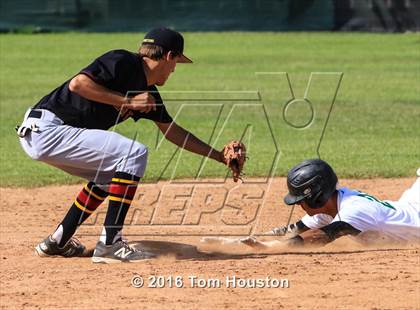 Thumbnail 3 in Monrovia vs La Canada photogallery.