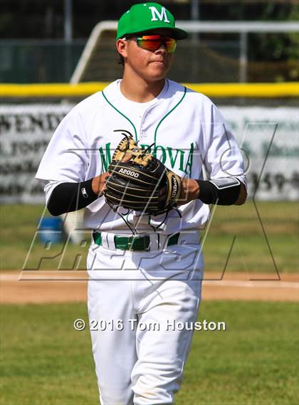 Thumbnail 3 in Monrovia vs La Canada photogallery.