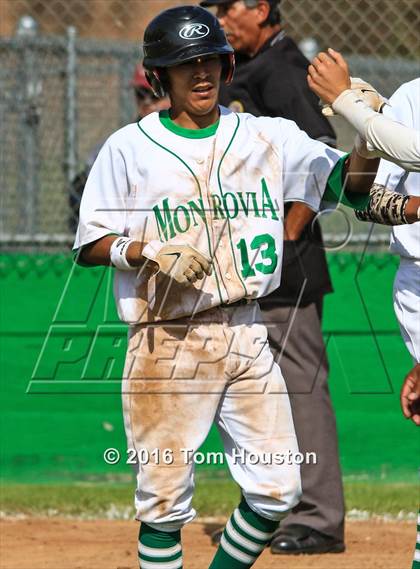 Thumbnail 1 in Monrovia vs La Canada photogallery.