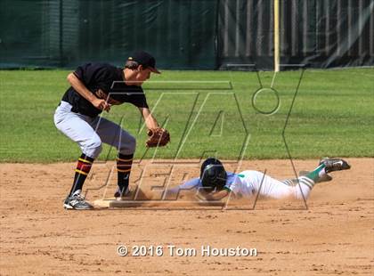 Thumbnail 2 in Monrovia vs La Canada photogallery.