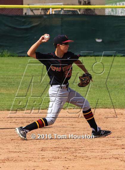 Thumbnail 3 in Monrovia vs La Canada photogallery.