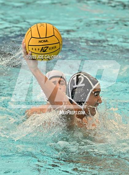 Thumbnail 1 in Clark vs Boerne-Champion (UIL 6A Region 4 Final) photogallery.